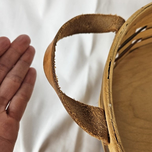 Peterboro Basket Co Casserole Holder Lazy Susan with Leather Handles Red 12" - Picture 4 of 7